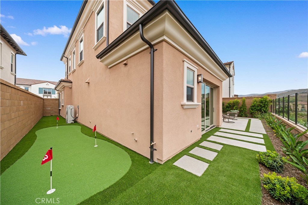122 Mossvine