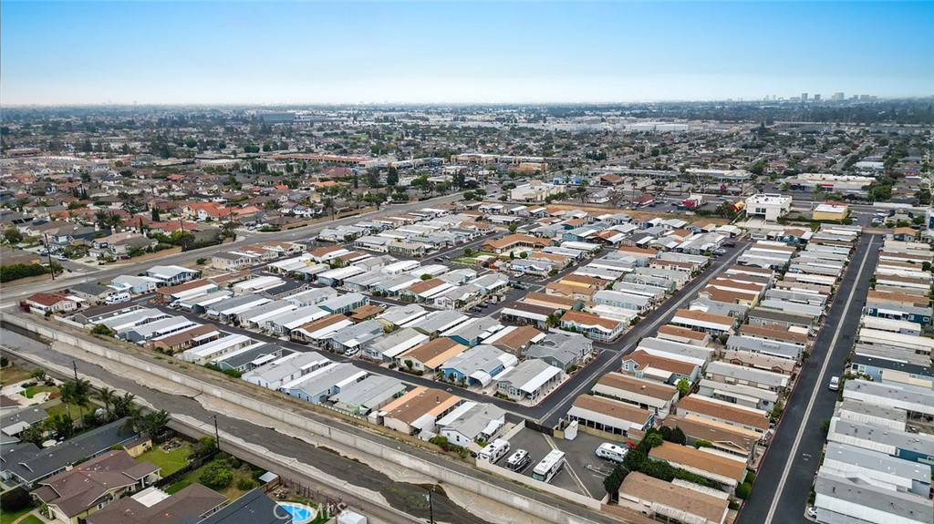 9850 Garfield 33