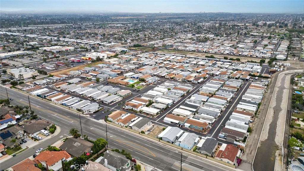 9850 Garfield 33