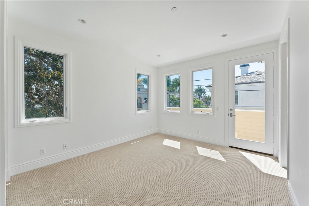 3201 4th Avenue Avenue