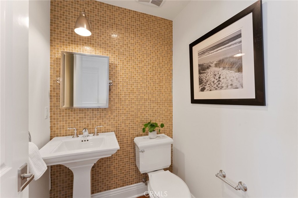 3201 4th Avenue Avenue