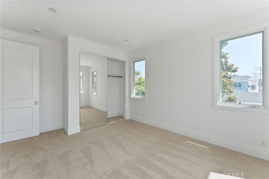 3201 4th Avenue Avenue