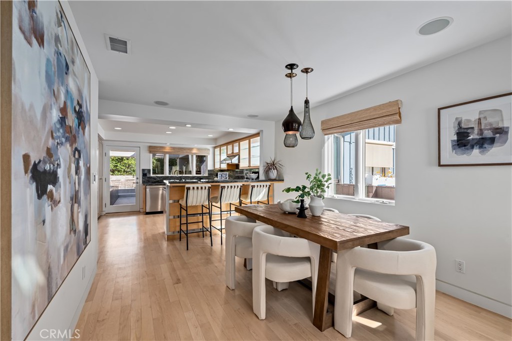 2540 Manhattan Avenue