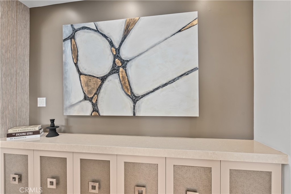 2540 Manhattan Avenue