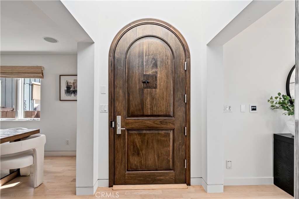 2540 Manhattan Avenue