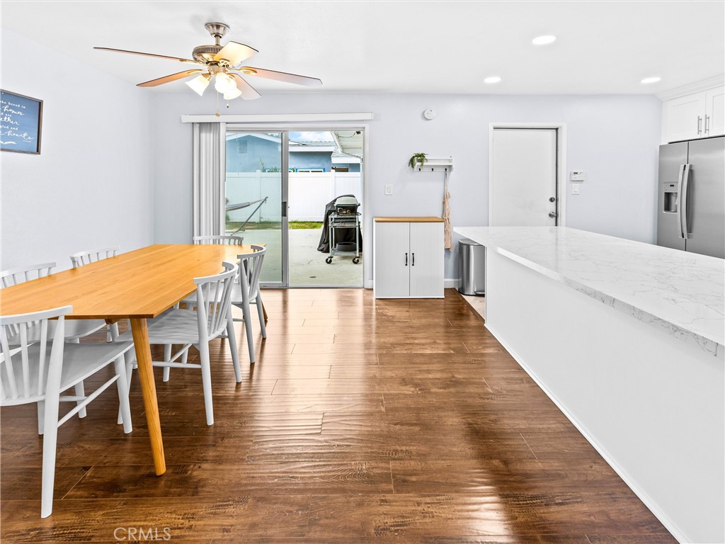 9672 Albacore Dr