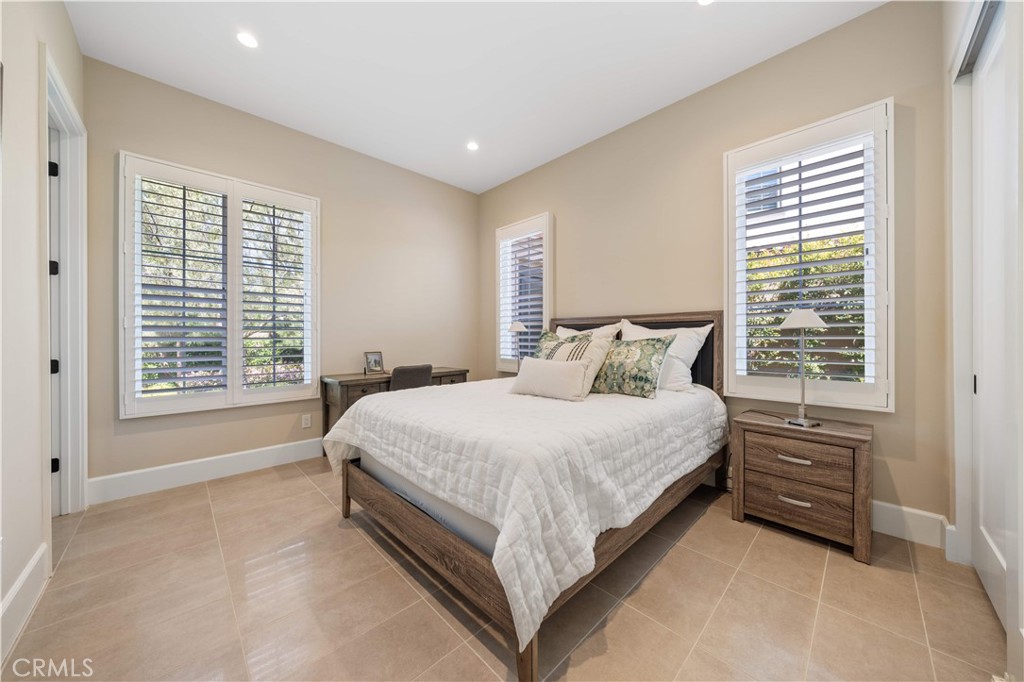 163 Summerland