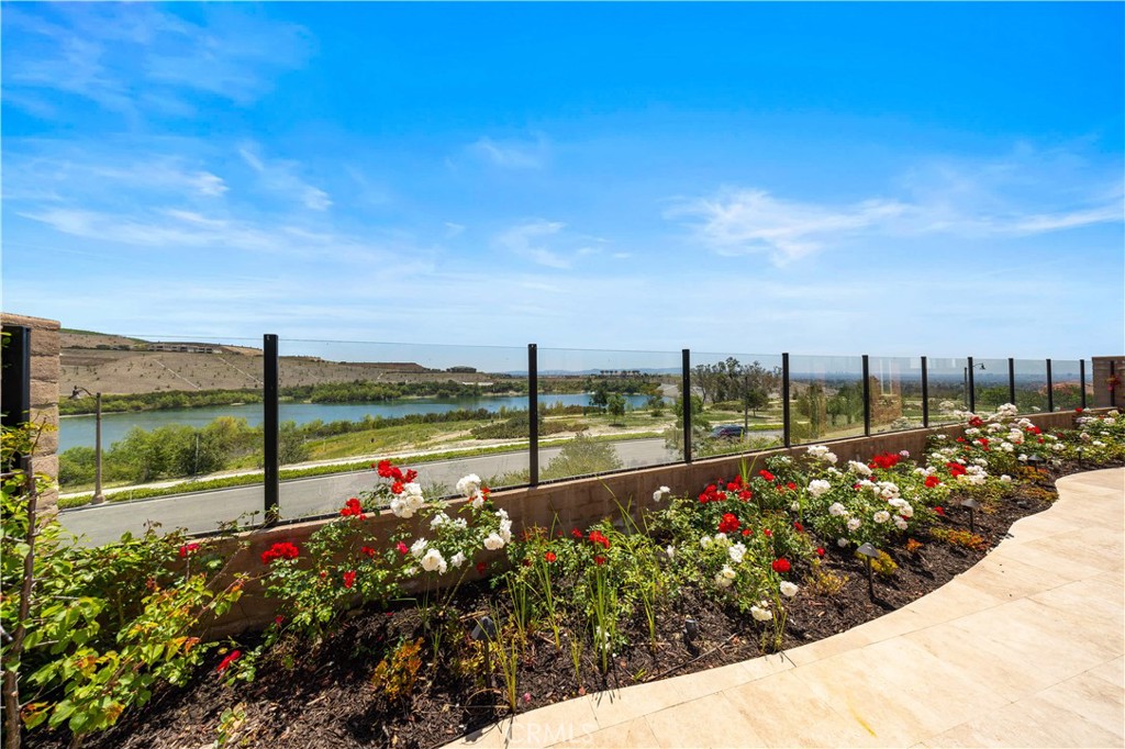 163 Summerland