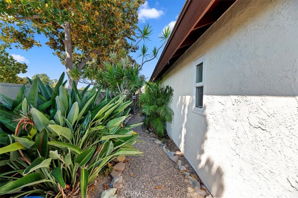 17902 Lucero Way