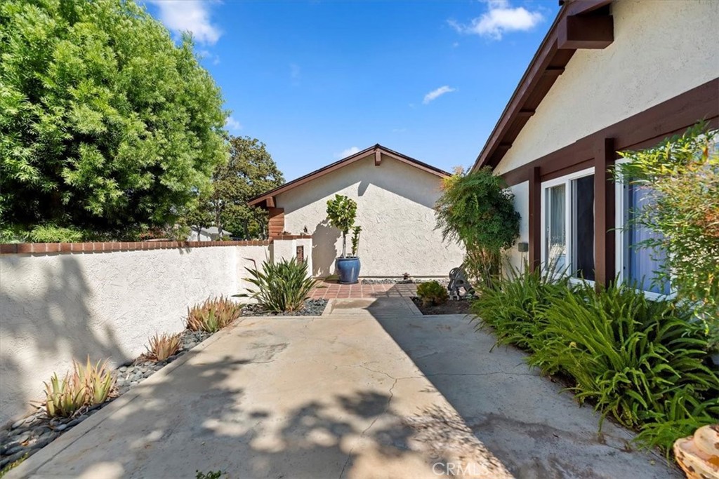 17902 Lucero Way