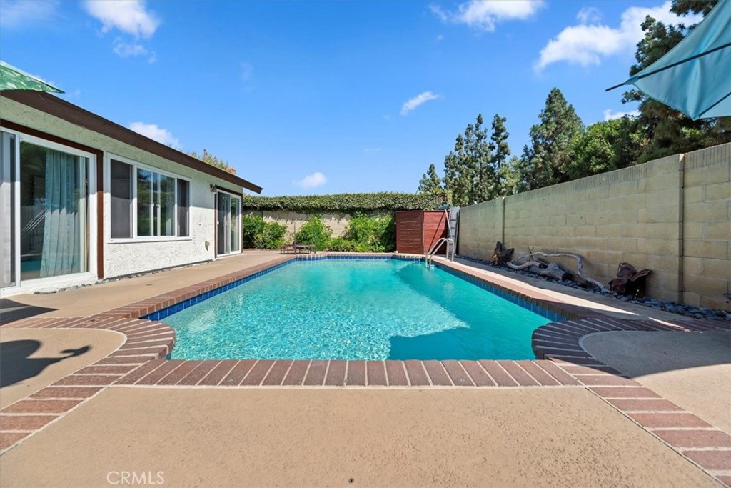 17902 Lucero Way