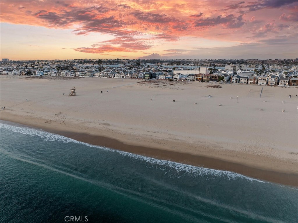 310 E Oceanfront