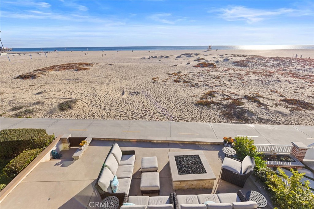 310 E Oceanfront