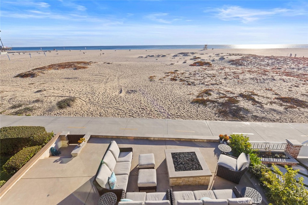 310 E Oceanfront