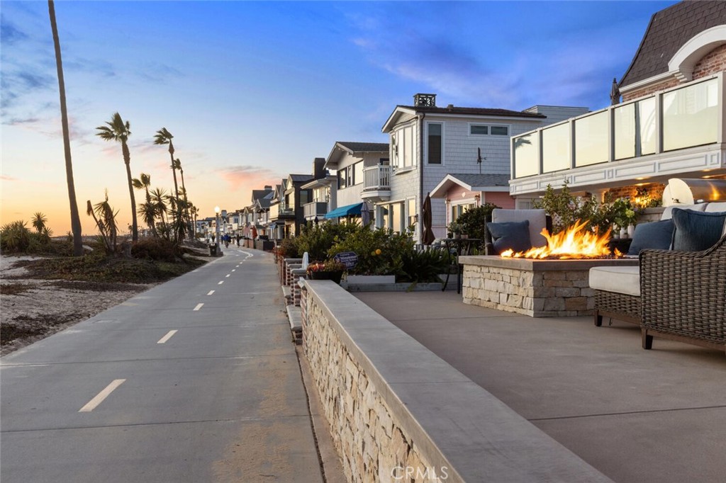 310 E Oceanfront