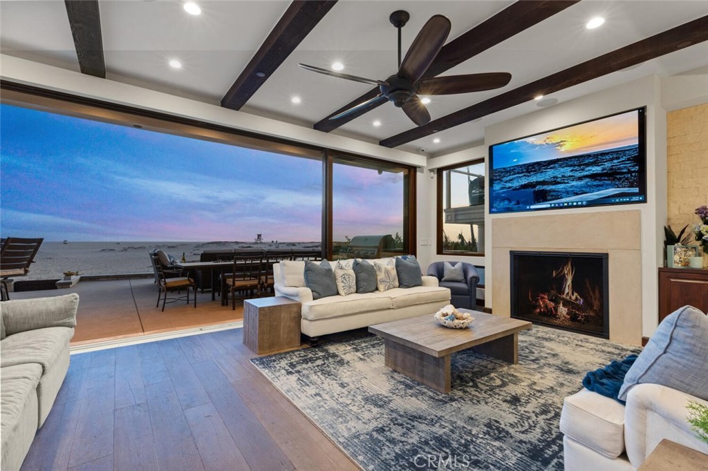 310 E Oceanfront