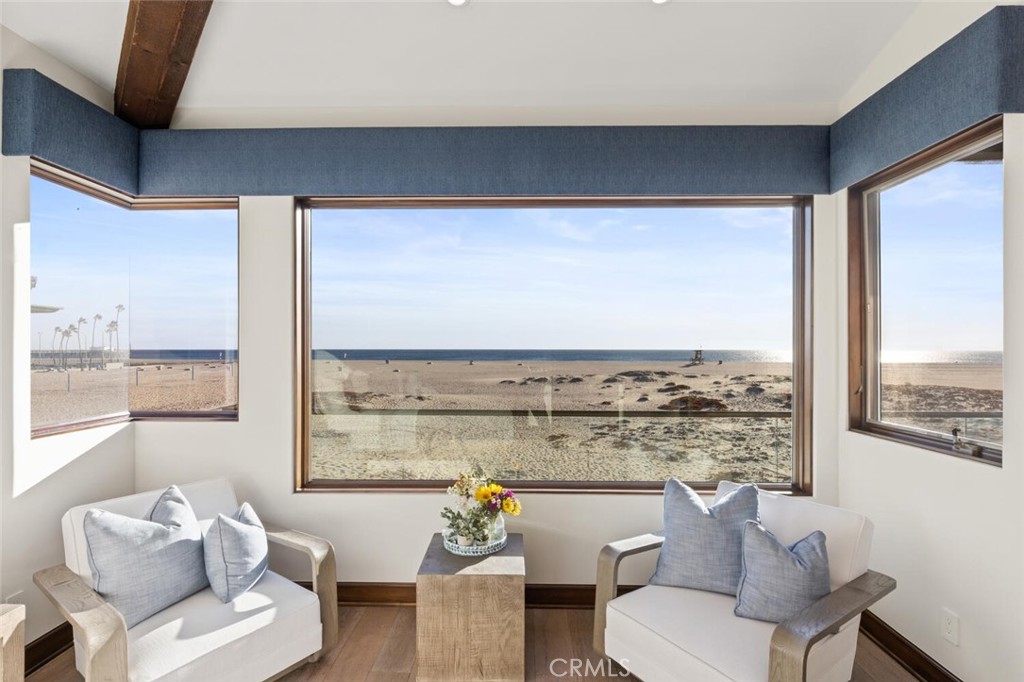 310 E Oceanfront