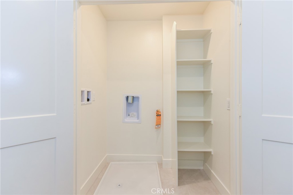 16432 Compass Avenue