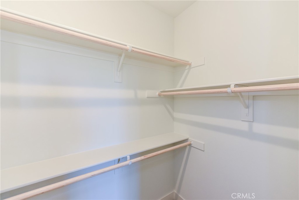 16432 Compass Avenue