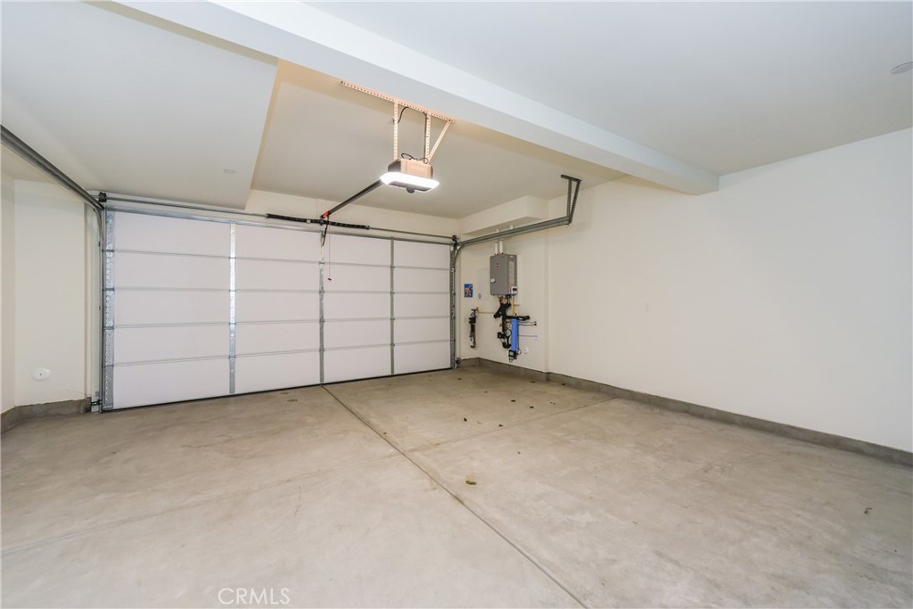 16432 Compass Avenue