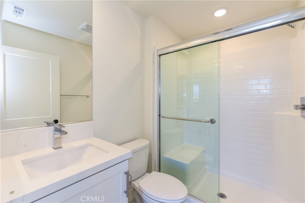 16432 Compass Avenue