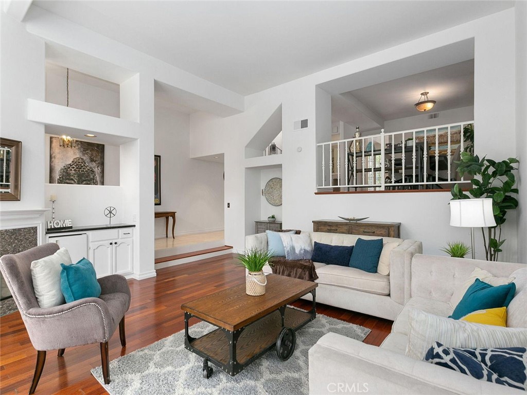 6051 Shadowbrook Circle