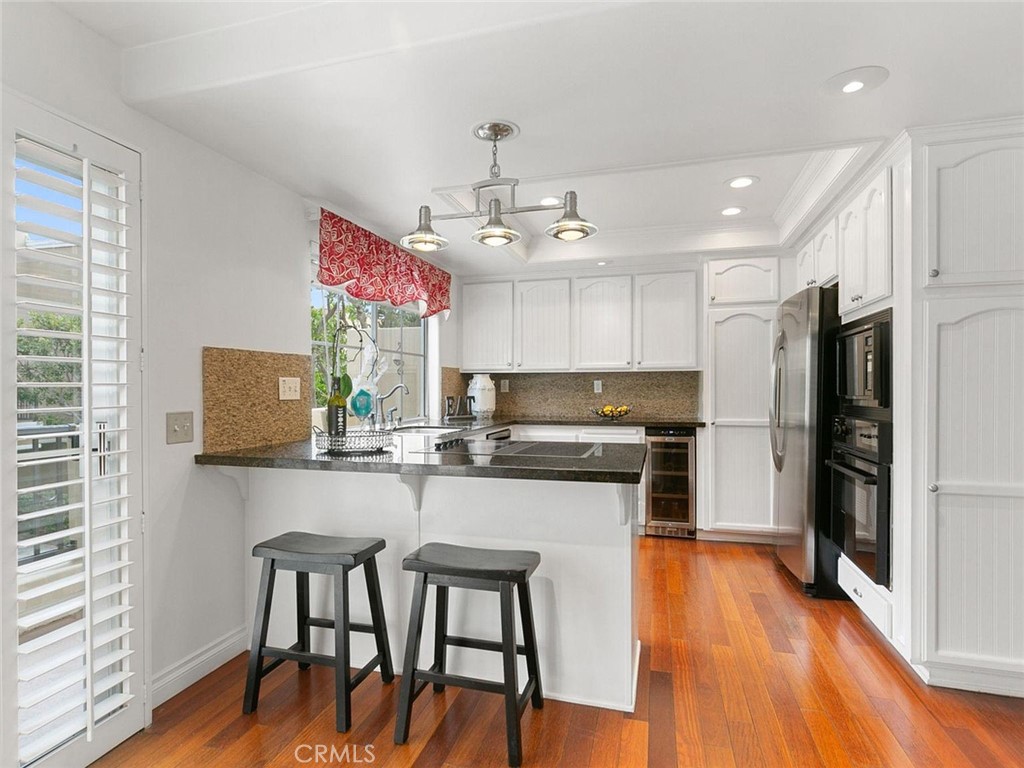 6051 Shadowbrook Circle