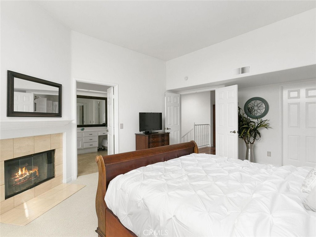 6051 Shadowbrook Circle