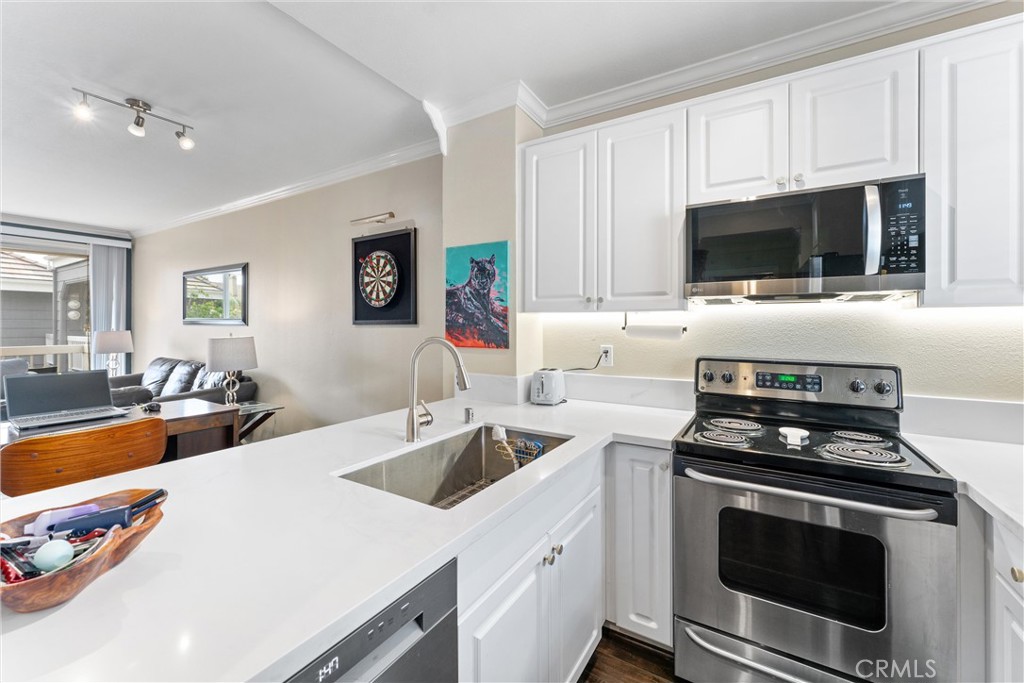 20301 Bluffside Circle D306