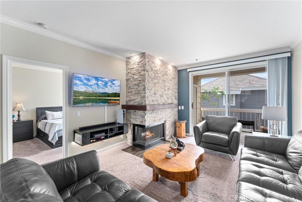 20301 Bluffside Circle D306