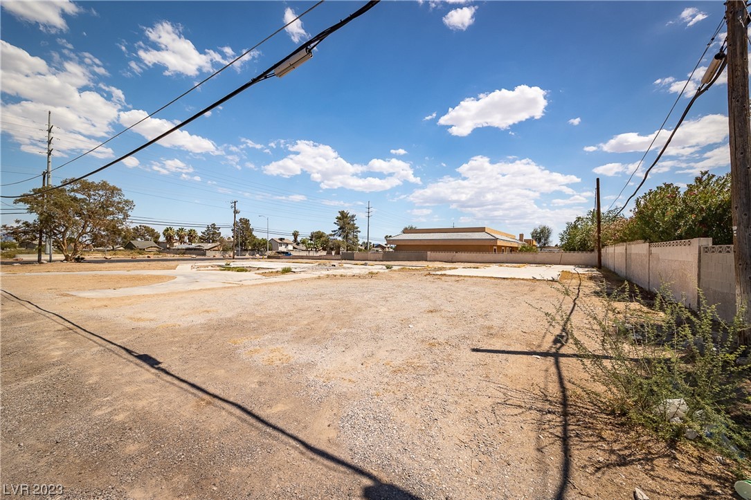 2315 North Decatur Boulevard
