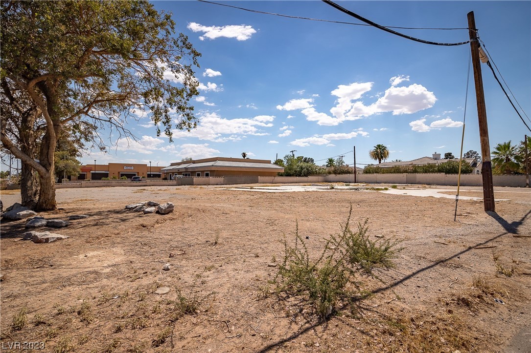 2315 North Decatur Boulevard