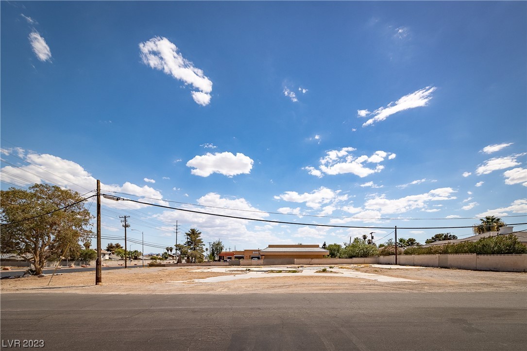 2315 North Decatur Boulevard