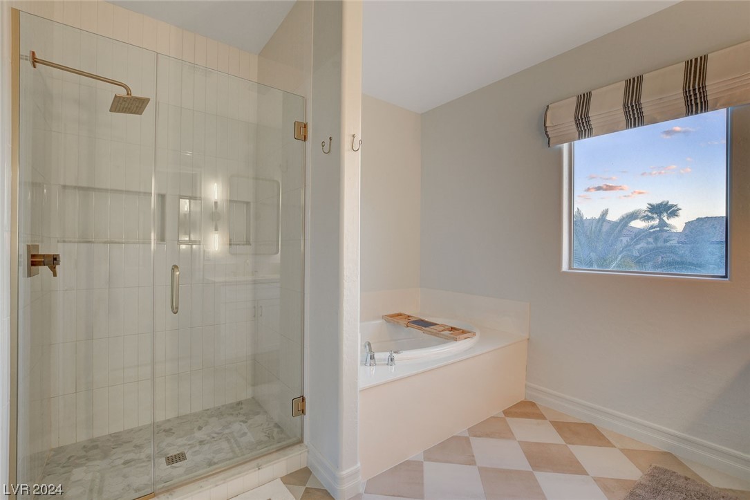 2537 Chateau Clermont Street