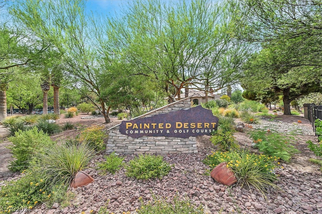 4940 Forest Oaks Drive