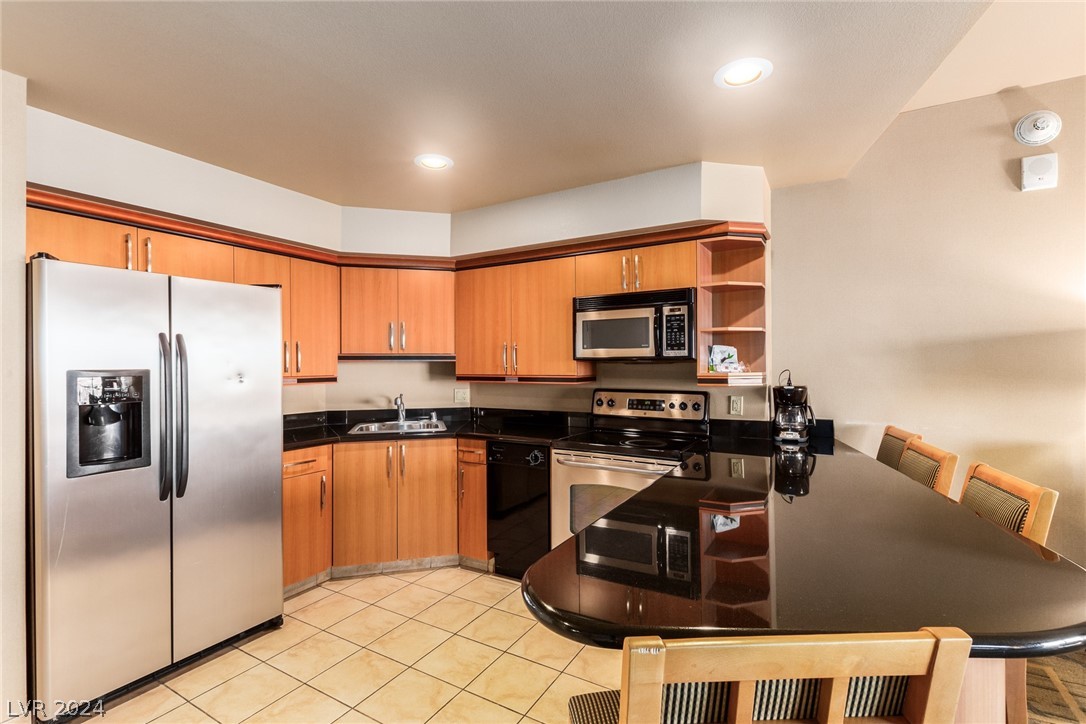 211 East Flamingo Road 610