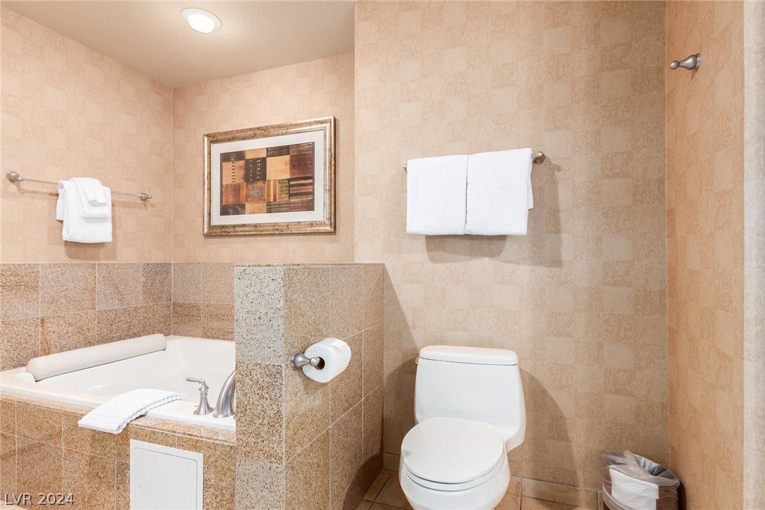211 East Flamingo Road 610