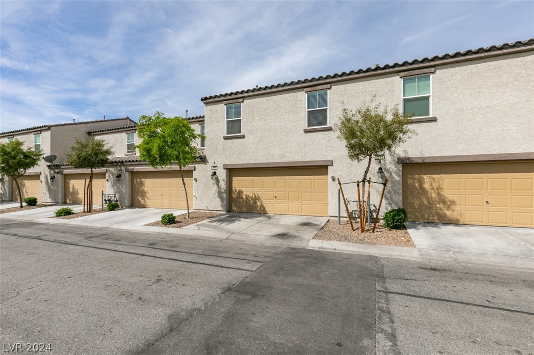 4547 Pencester Street