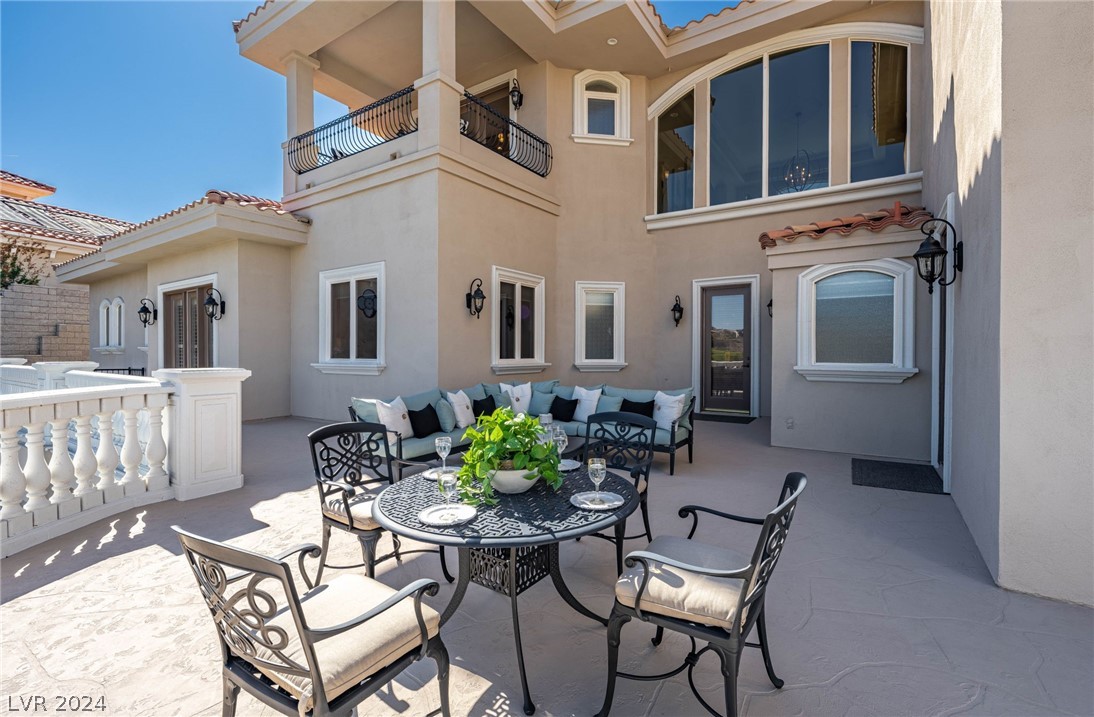 2876 Quartz Canyon Drive