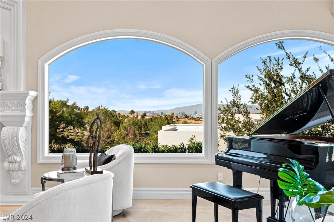 2876 Quartz Canyon Drive
