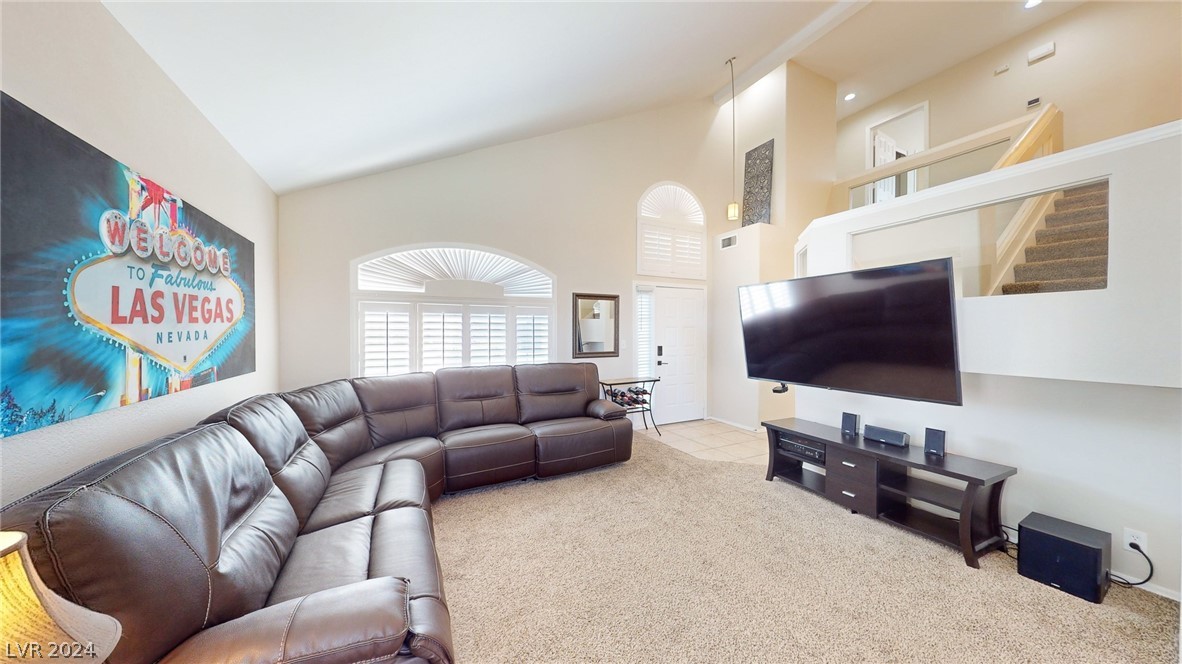 5724 Solimar Lane