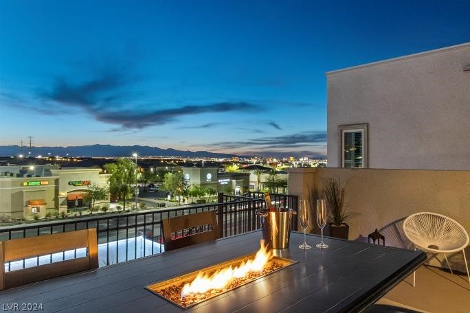 755 Glowing Horizon Street