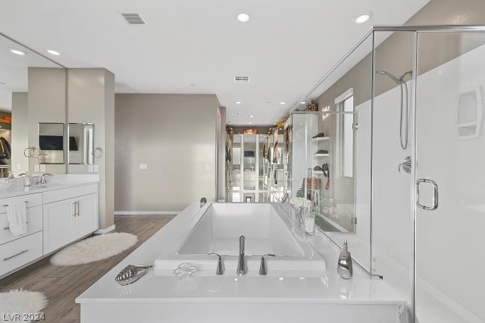 755 Glowing Horizon Street