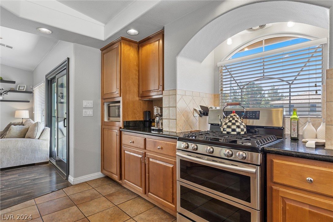 6617 Rumba Court
