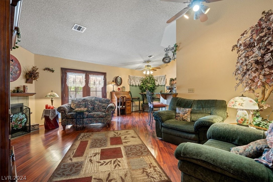 819 Arrowhead Trail