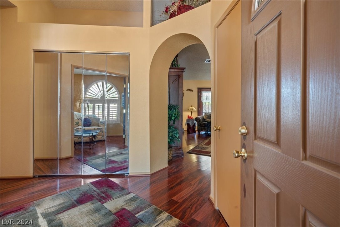 819 Arrowhead Trail