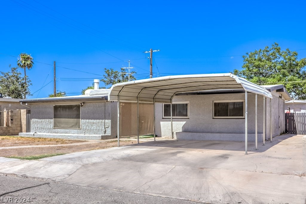 1909 Gifford Street