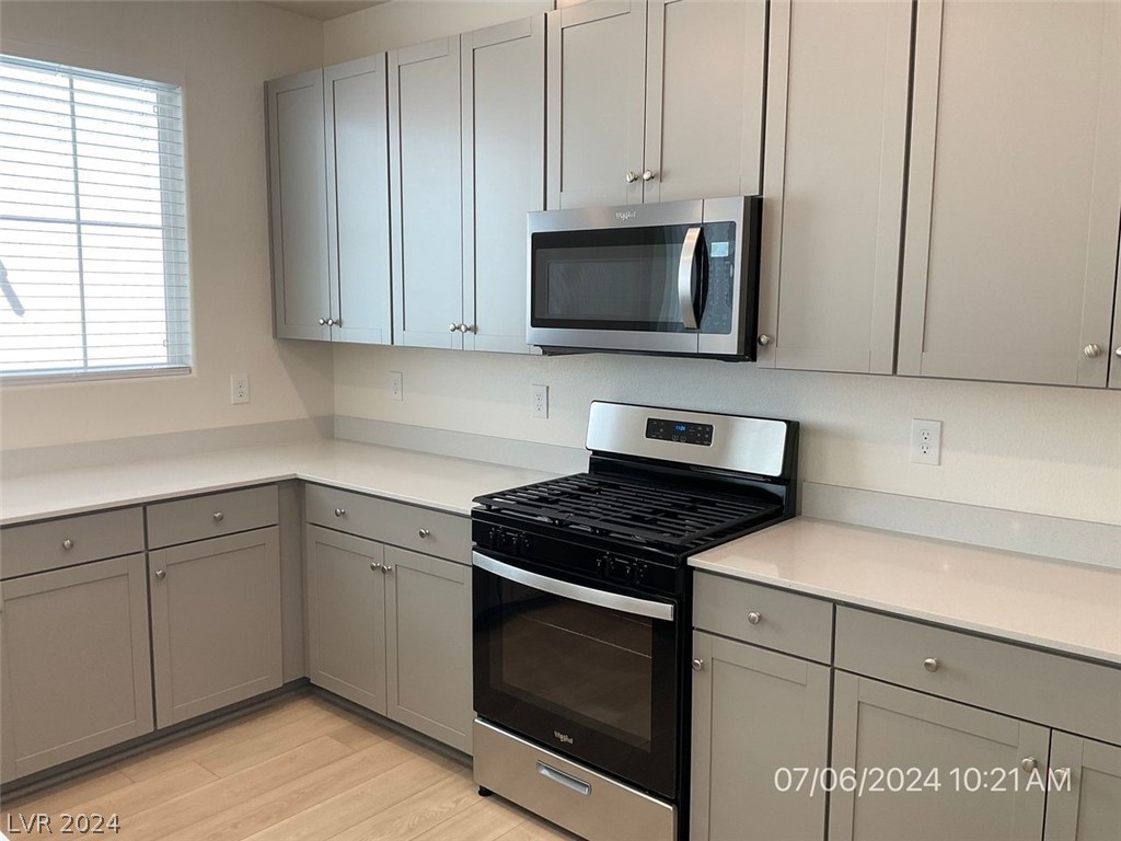 3543 Via Aurelia Lane