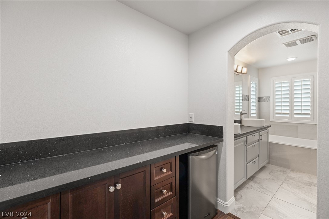 2296 AUTUMN FIRE Court