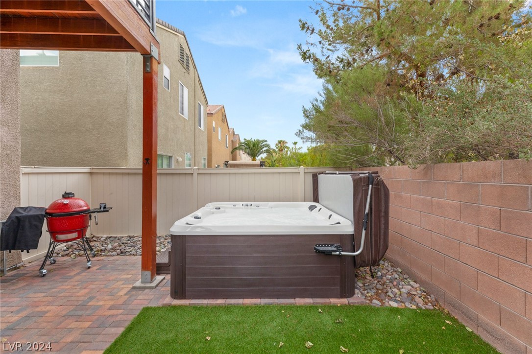 2296 AUTUMN FIRE Court